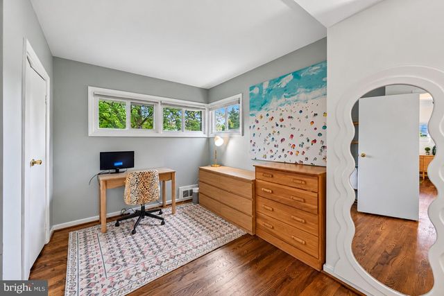 6722 WILLIAMS DR, Alexandria, VA 22307