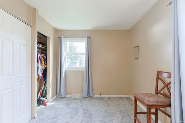 915 S Dale Avenue, Mishawaka, IN 46544