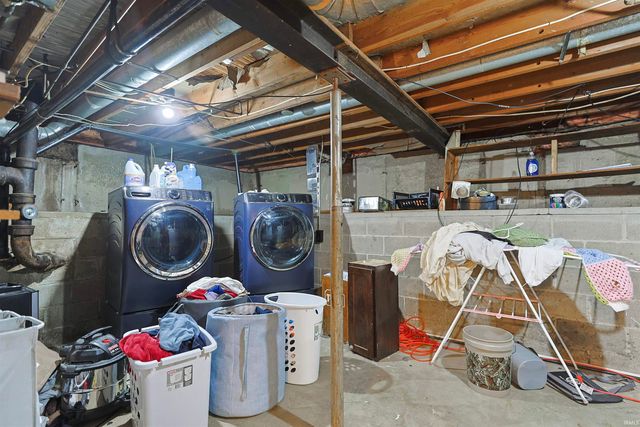915 S Dale Avenue, Mishawaka, IN 46544