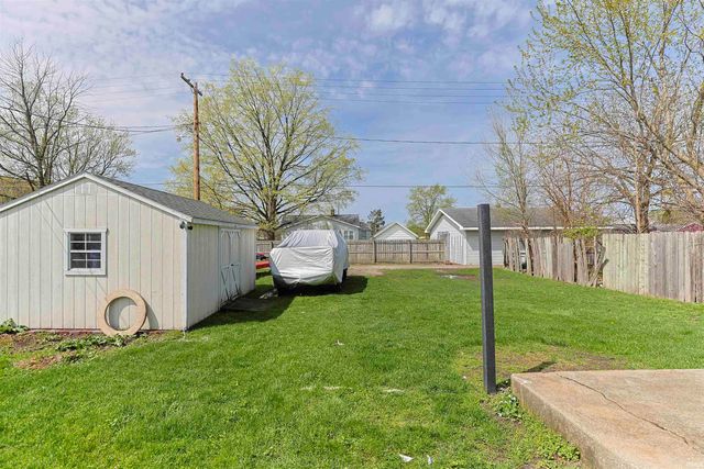915 S Dale Avenue, Mishawaka, IN 46544