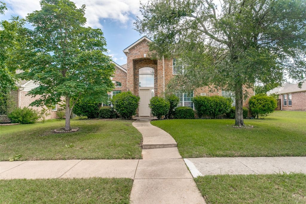 8300 Bent Tree Springs Drive, Plano, TX 75025