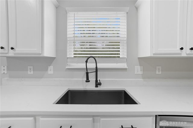 792 Oak Forest Drive, Morrow, OH 45152