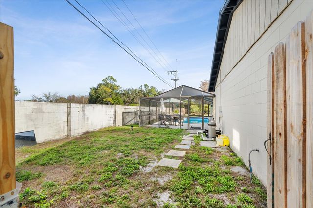 5721 CARROLLWOOD MEADOWS DRIVE, Tampa, FL 33625