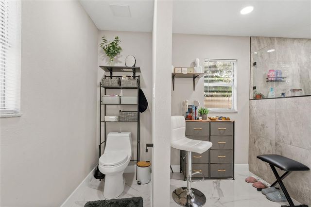 5721 CARROLLWOOD MEADOWS DRIVE, Tampa, FL 33625