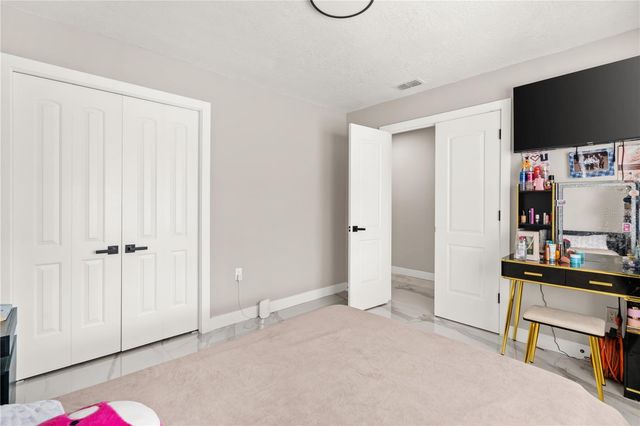 5721 CARROLLWOOD MEADOWS DRIVE, Tampa, FL 33625