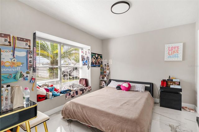 5721 CARROLLWOOD MEADOWS DRIVE, Tampa, FL 33625