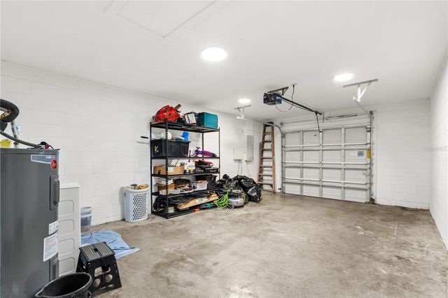 5721 CARROLLWOOD MEADOWS DRIVE, Tampa, FL 33625