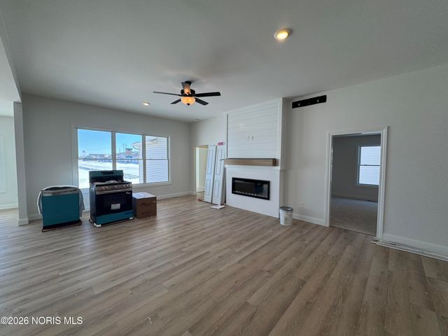 1324 Limerick Lane, Waterville, OH 43566