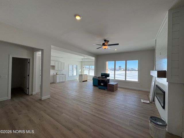 1324 Limerick Lane, Waterville, OH 43566