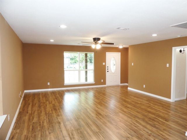 214 Braz, Bonham, TX 75418