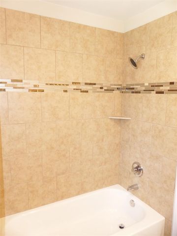 214 Braz, Bonham, TX 75418