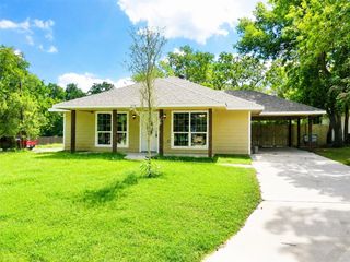 214 Braz, Bonham, TX 75418