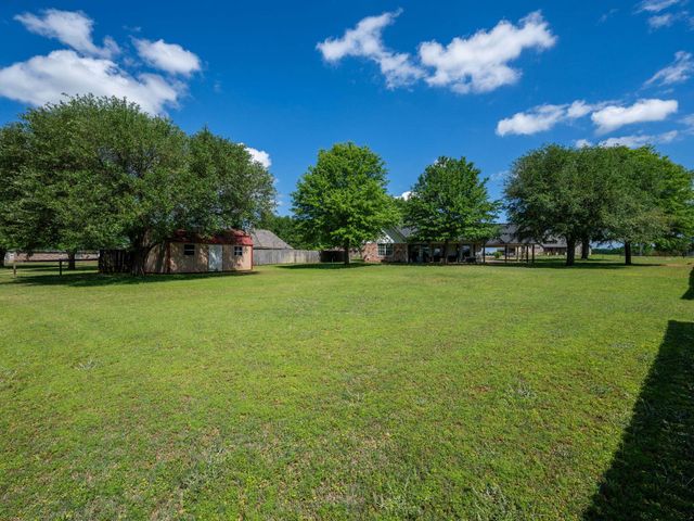 112311 CR 182, Bullard, TX 75757