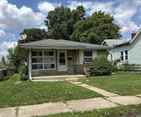 2617 Poland Street, South Bend, IN 46619