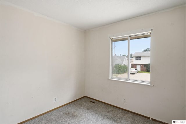 3006 Wayne Street, Bellevue, NE 68005