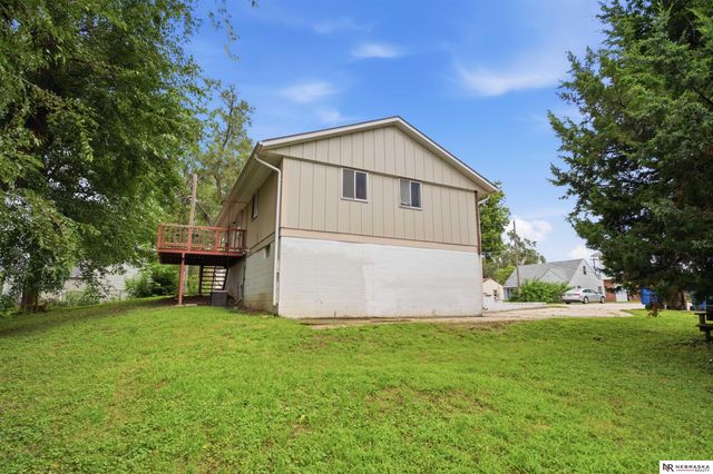 3006 Wayne Street, Bellevue, NE 68005