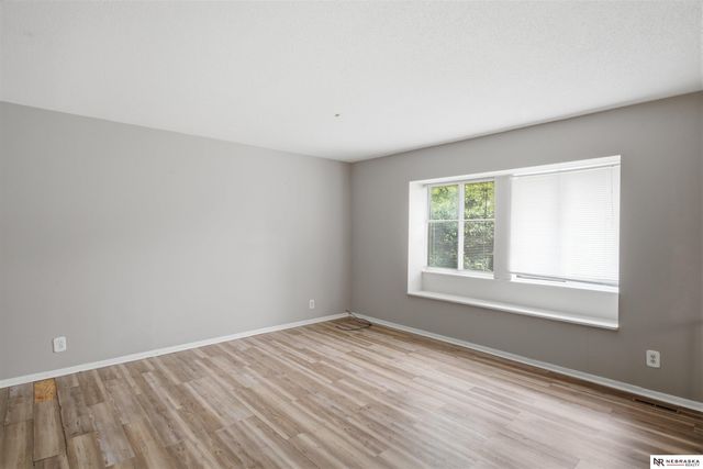 3006 Wayne Street, Bellevue, NE 68005