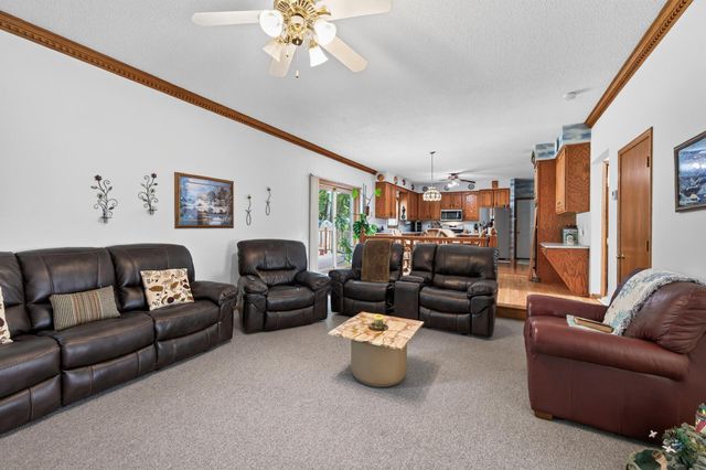 2230 Woodbridge Way, Woodbury, MN 55125