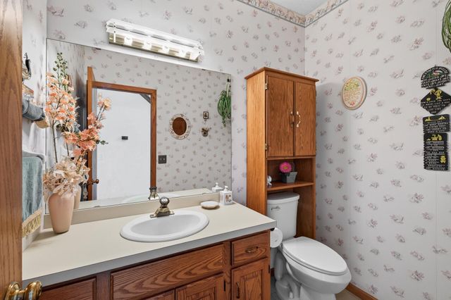 2230 Woodbridge Way, Woodbury, MN 55125