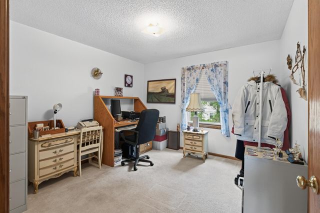 2230 Woodbridge Way, Woodbury, MN 55125