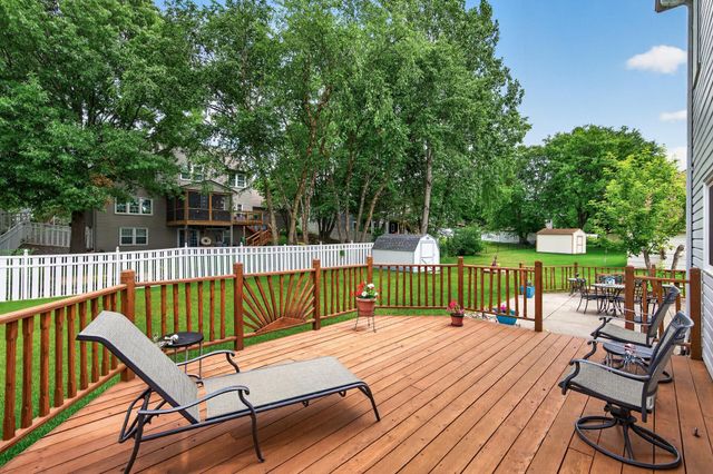 2230 Woodbridge Way, Woodbury, MN 55125