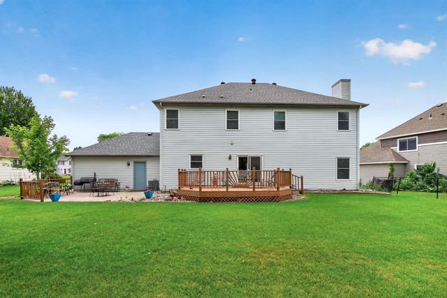 2230 Woodbridge Way, Woodbury, MN 55125