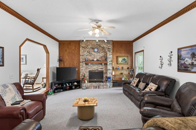 2230 Woodbridge Way, Woodbury, MN 55125