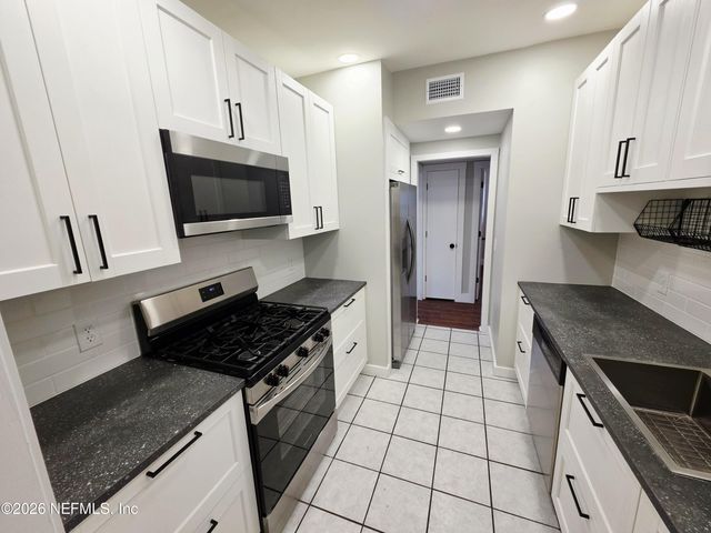 2146 ANTILLES Court, Jacksonville, FL 32216