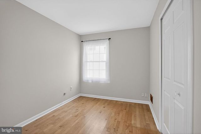 306 LOUNSBURY CT NE, Leesburg, VA 20176