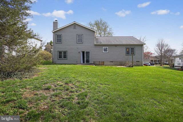306 LOUNSBURY CT NE, Leesburg, VA 20176