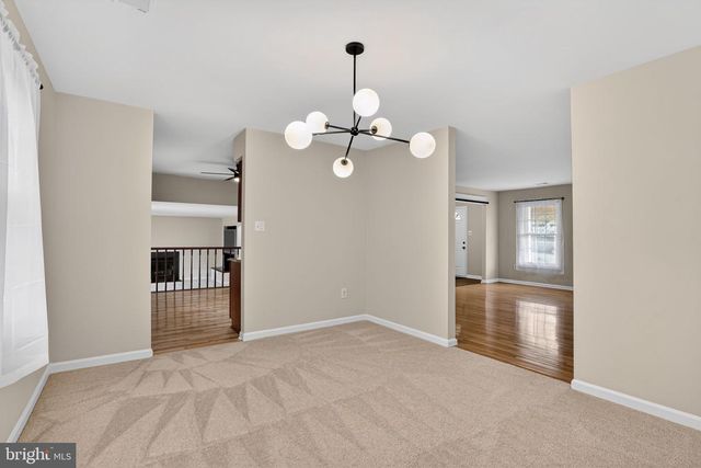 306 LOUNSBURY CT NE, Leesburg, VA 20176