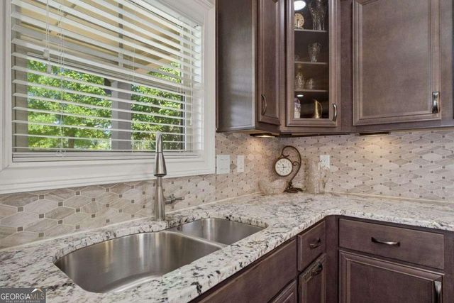 460 Wagon Hill Lane, Sugar Hill, GA 30518