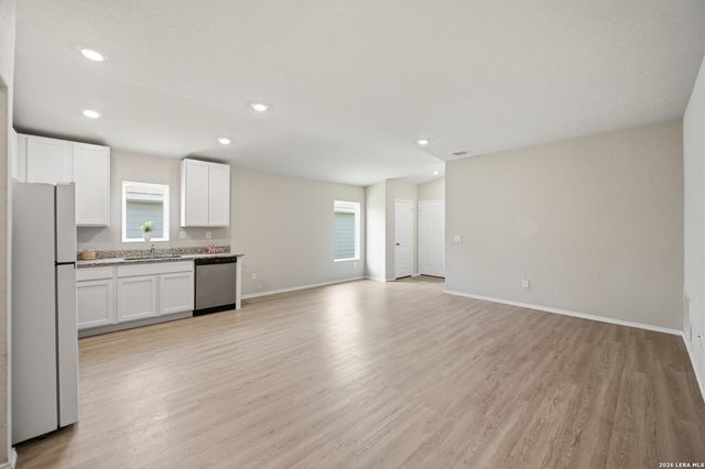 5731 FALCON POINT, San Antonio, TX 78222