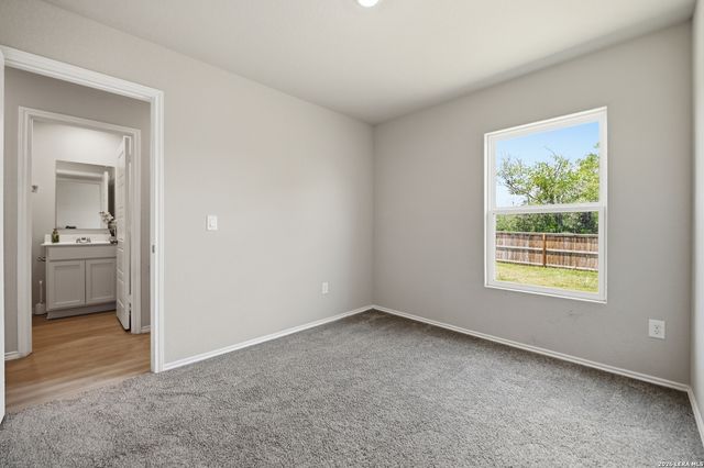 5731 FALCON POINT, San Antonio, TX 78222