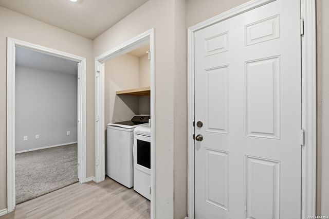5731 FALCON POINT, San Antonio, TX 78222