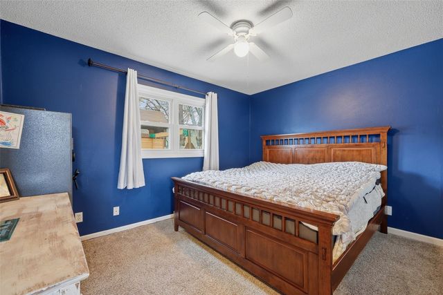 3150 7th St, Marion, IA 52302