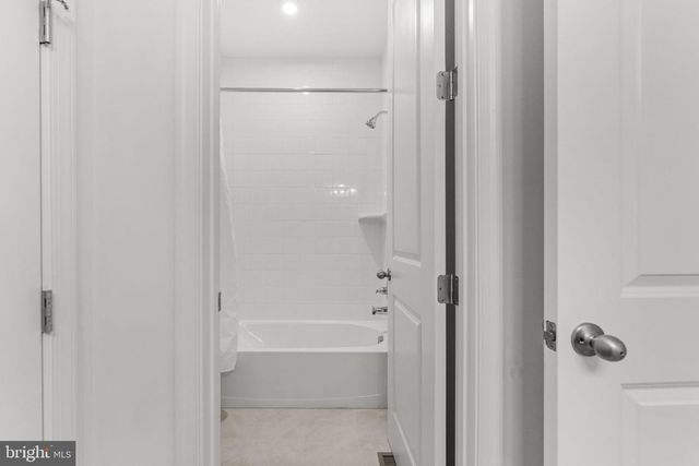 132 TRIANGLE CT, Winchester, VA 22602