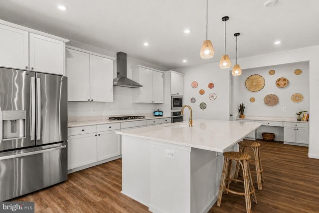 132 TRIANGLE CT, Winchester, VA 22602