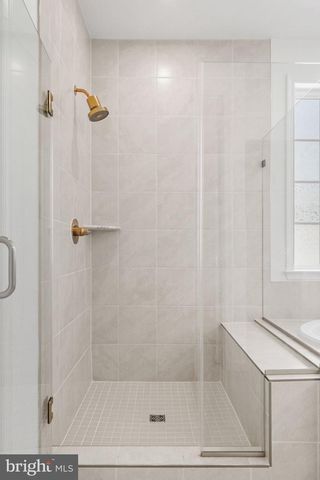 132 TRIANGLE CT, Winchester, VA 22602