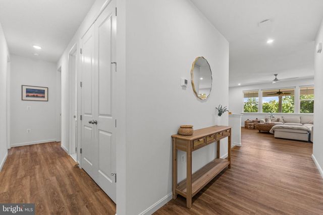 132 TRIANGLE CT, Winchester, VA 22602