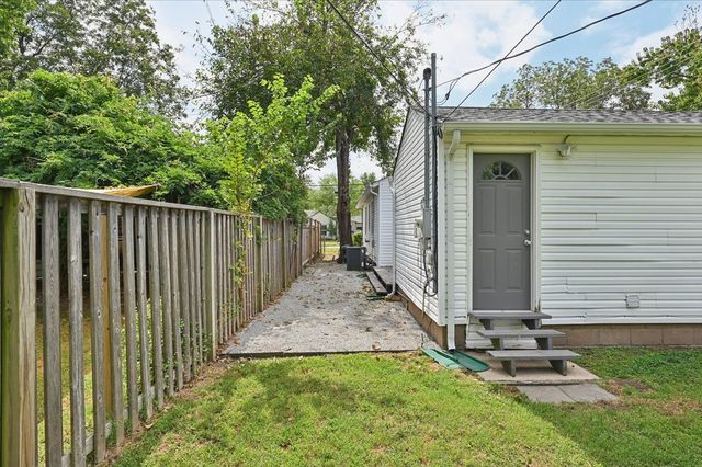1103 E 39th Street, Tulsa, OK 74105