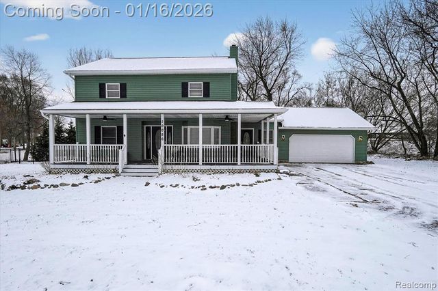 10086 Oakhill Road, Holly, MI 48442