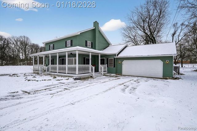 10086 Oakhill Road, Holly, MI 48442