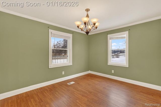 10086 Oakhill Road, Holly, MI 48442