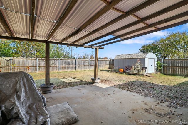 462 Allen, Calera, OK 74730