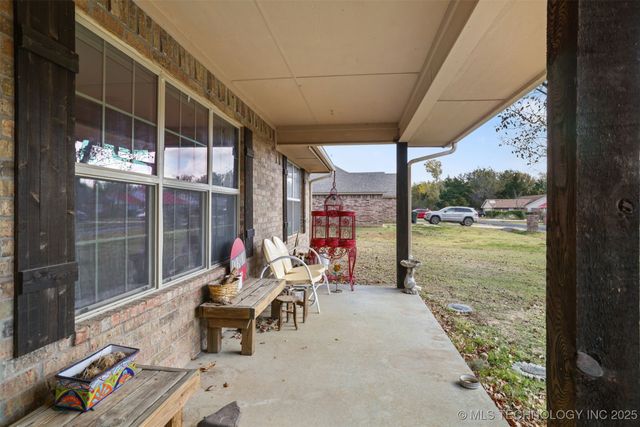 462 Allen, Calera, OK 74730