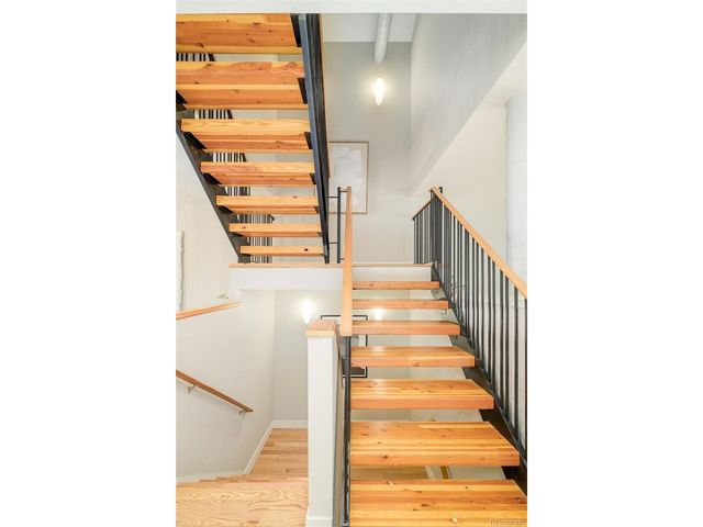 354 W Archer Pl, Denver, CO 80223