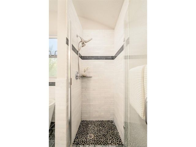354 W Archer Pl, Denver, CO 80223