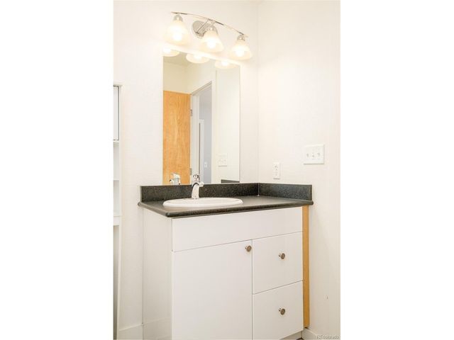354 W Archer Pl, Denver, CO 80223