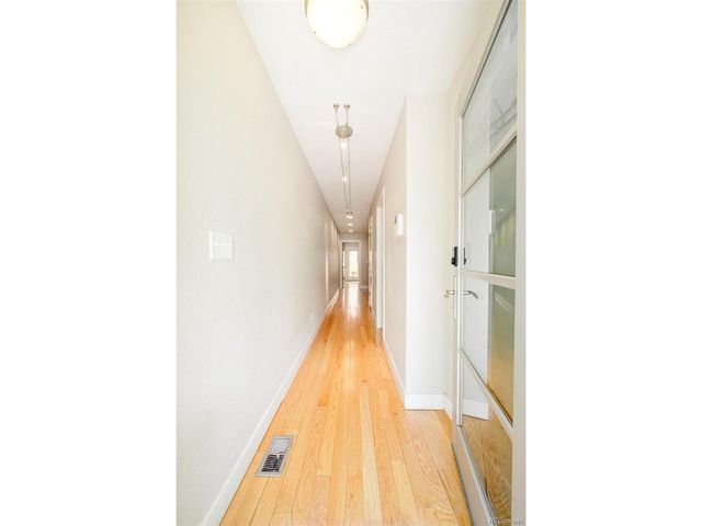 354 W Archer Pl, Denver, CO 80223